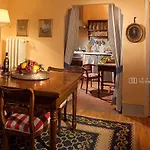 Apartments Florence - Classic Tornabuoni