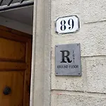 Rjgal Apartment B&B