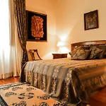 Art And Luxury Apartments