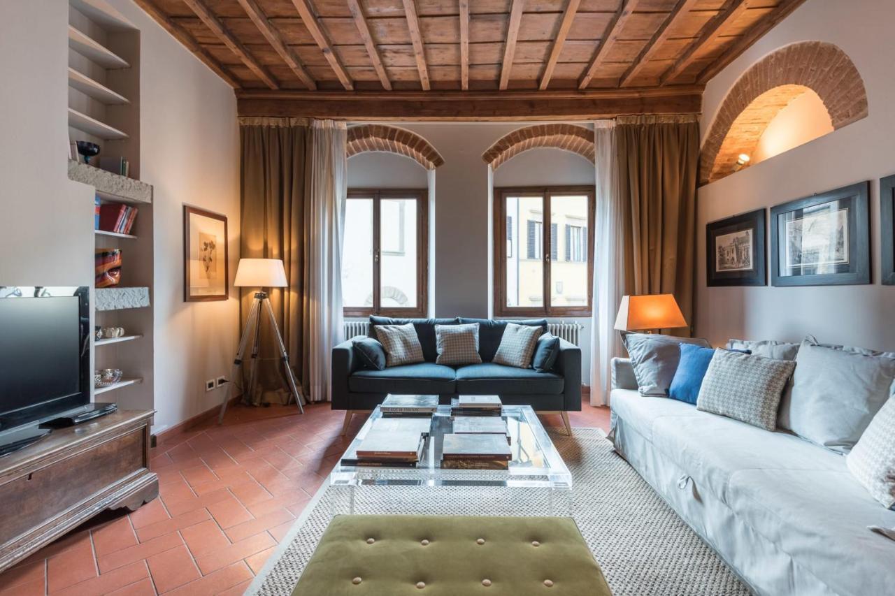 Hearth Of In Great Location Apartment *