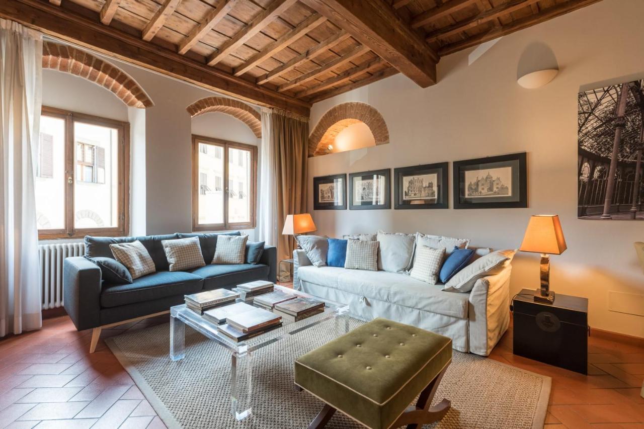 Hearth Of In Great Location Apartment