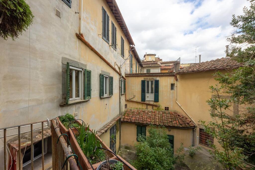 Amble Vintage Apartment Florence