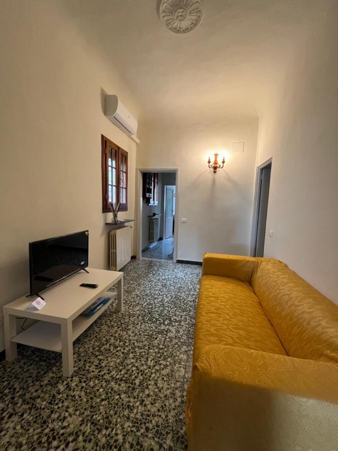 Dalla Mirella Apartment *