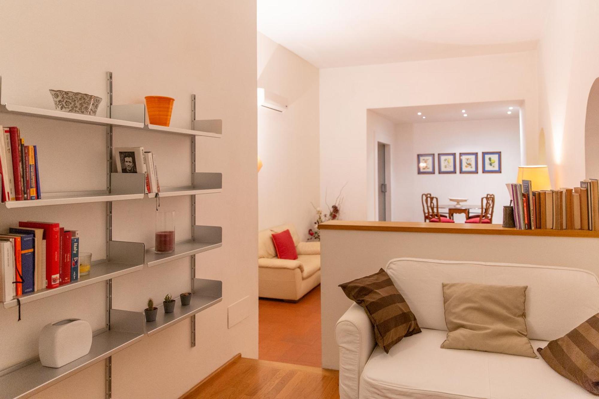 Stile & Comfort Near P. Signoria Apartment *