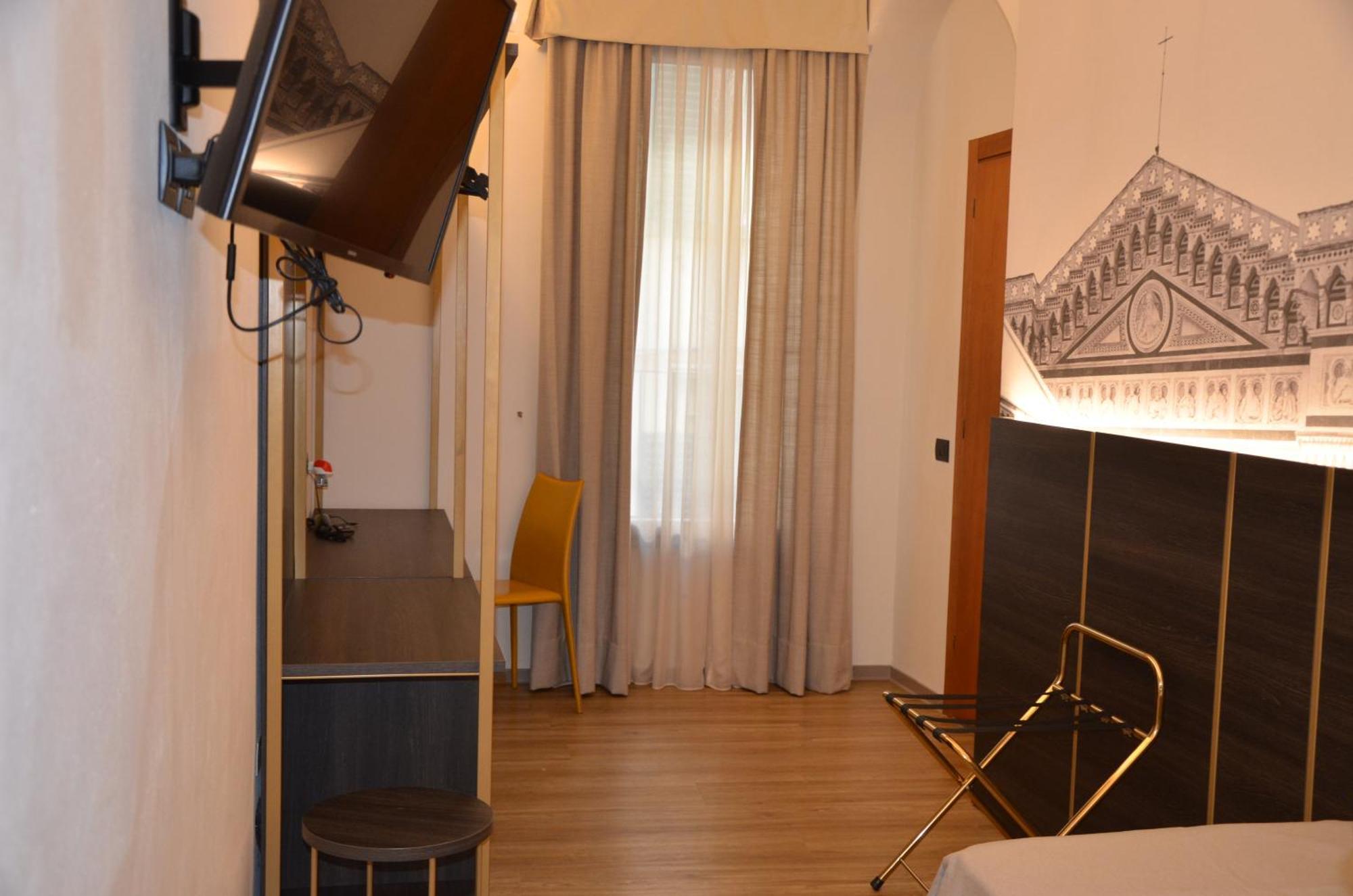 Hotel Mia Cara & 3*