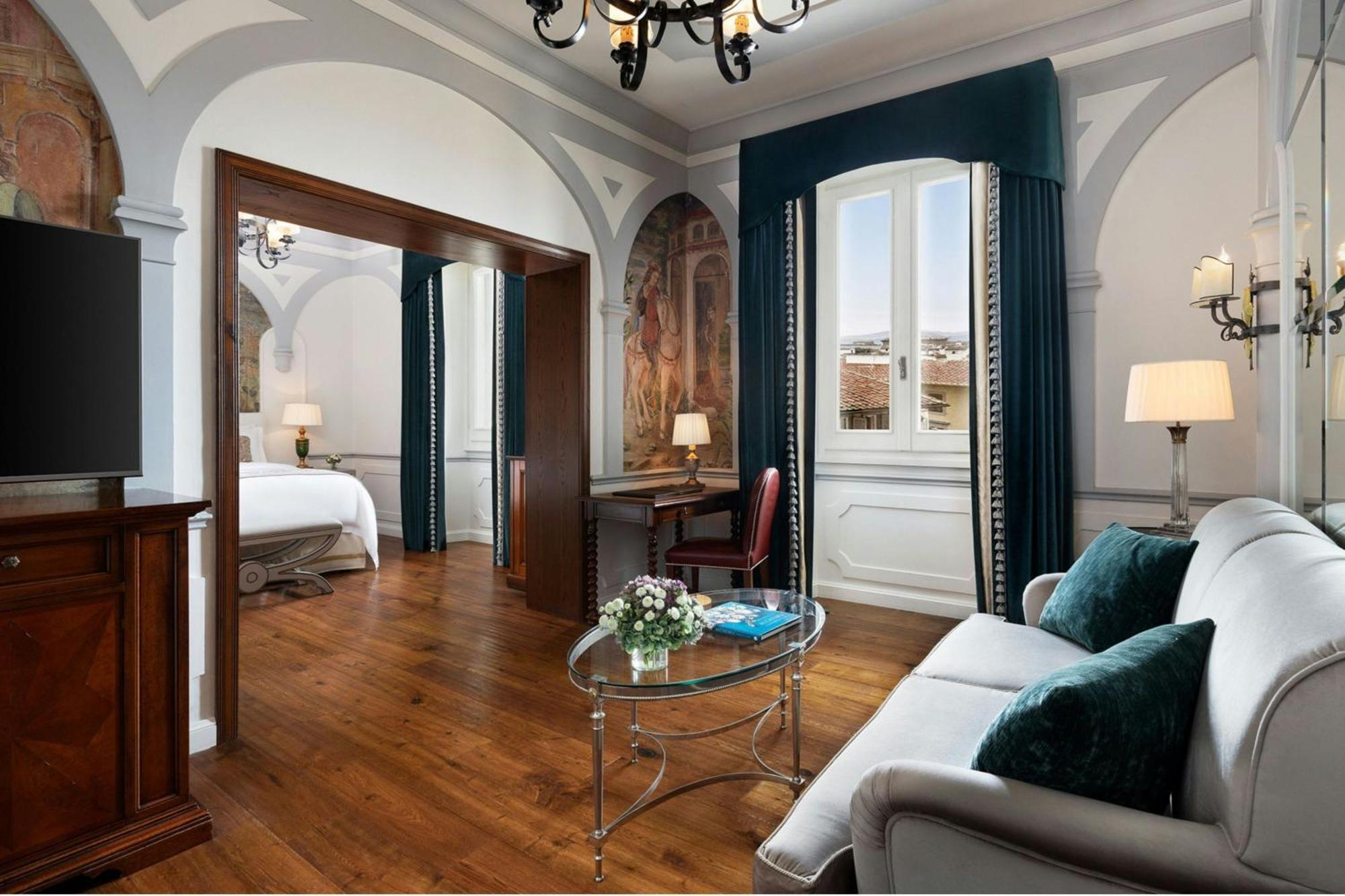 The St. Regis 5*