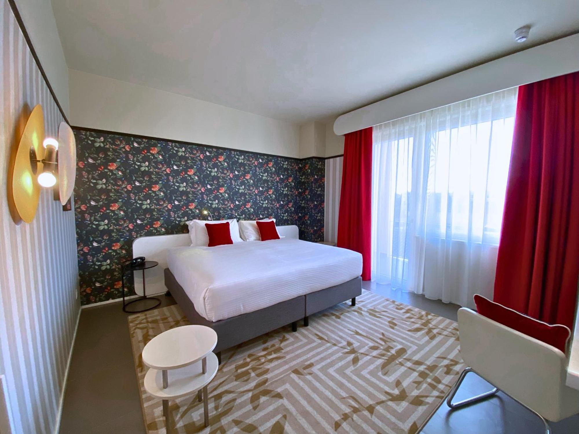 Indigo By Ihg Hotel