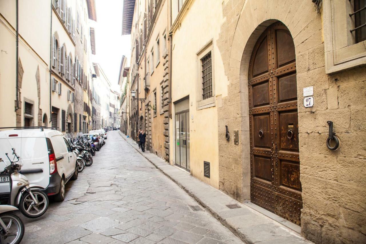 Wine Vernaccia Apartment Florence