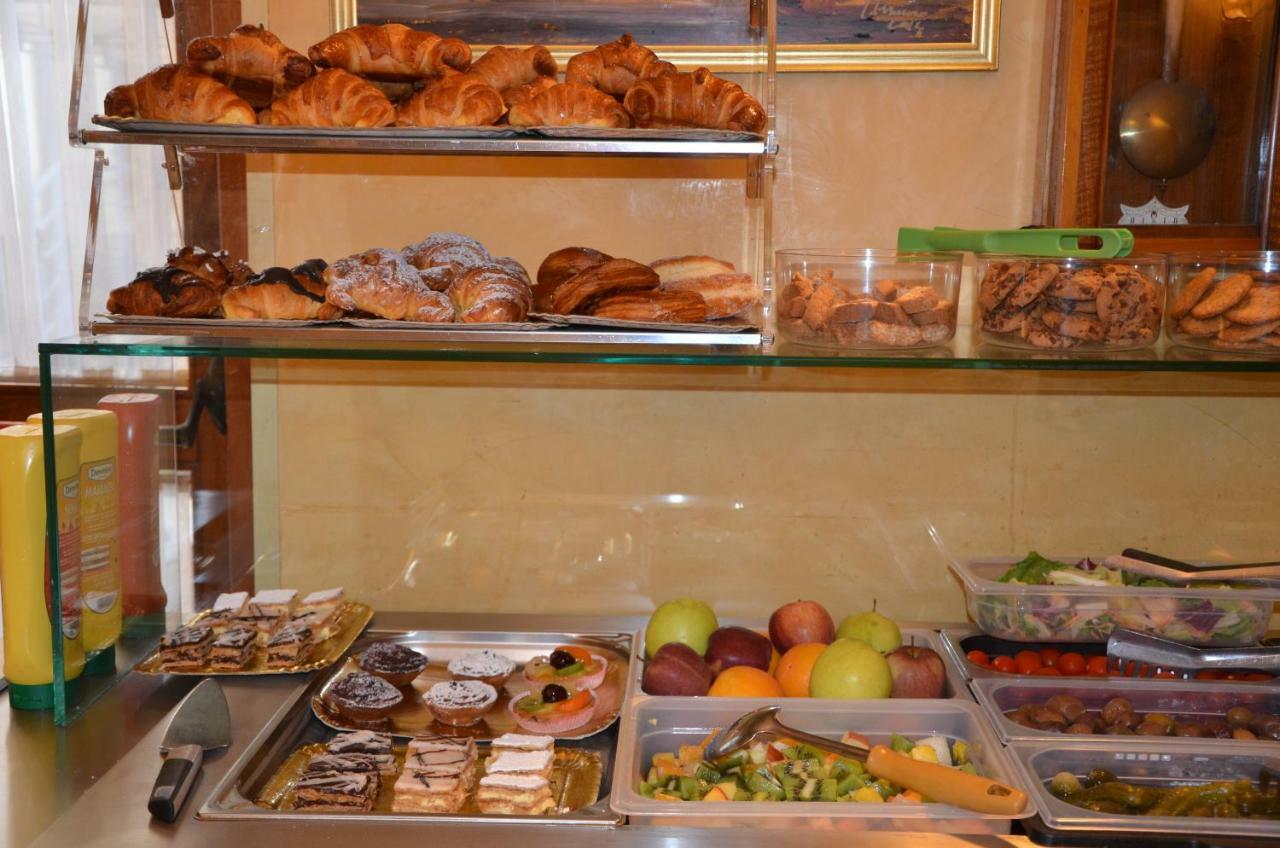Hotel Mia Cara &