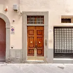 Velluti Apartment By Mamo Florence
