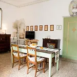Artistic Home Florence