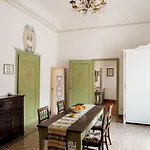 Artistic Home Florence