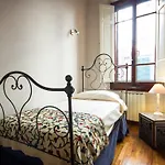 Sant\'Egidio Apartment