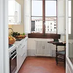 Lungarno Serristori