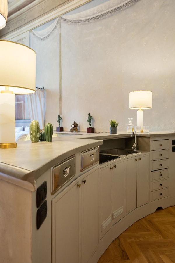 - Piazza San Lorenzo Apartment Florence
