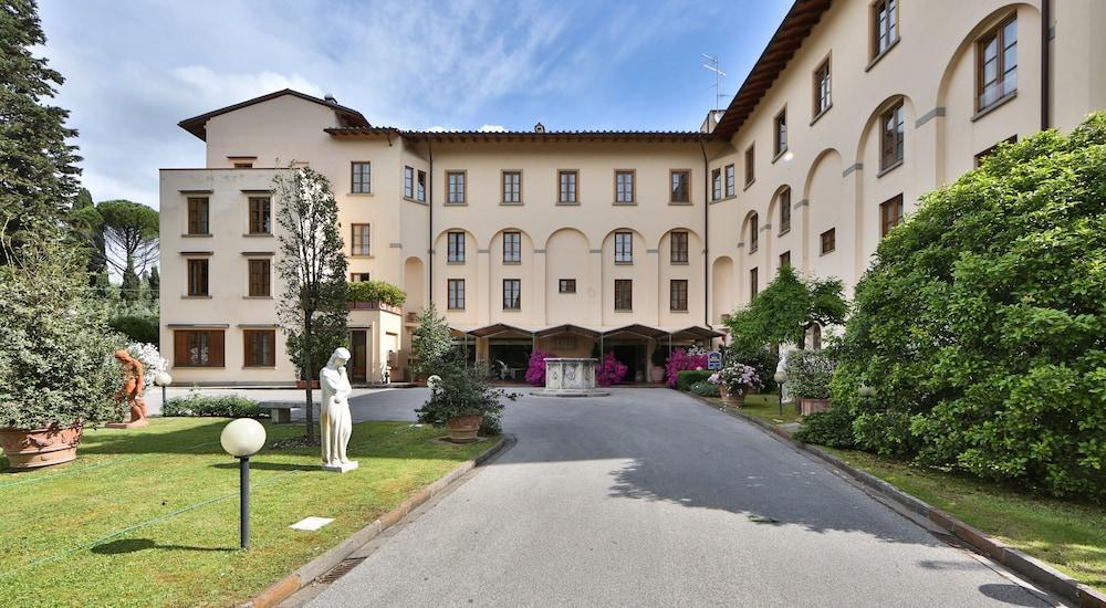 Hotel Neroli - Place Of Charme 4*
