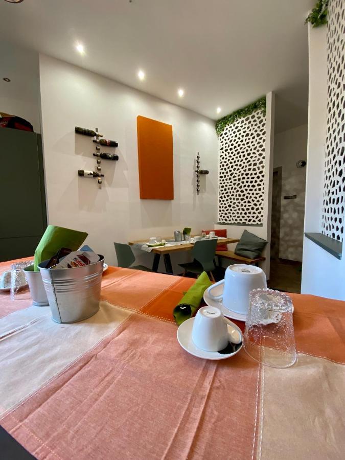 Couette-café Monteverdi L'arancio