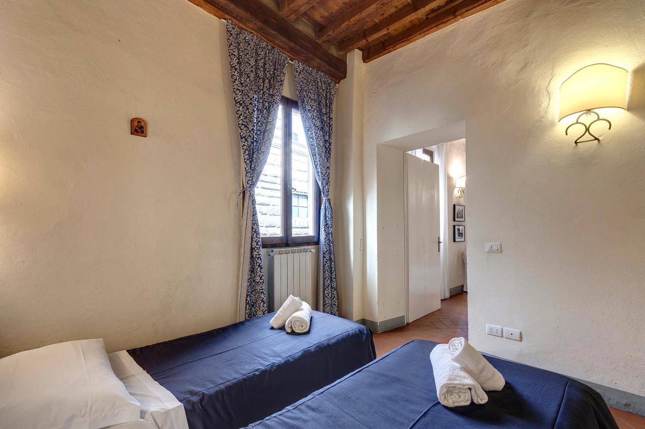 Leoni 10 * Florence