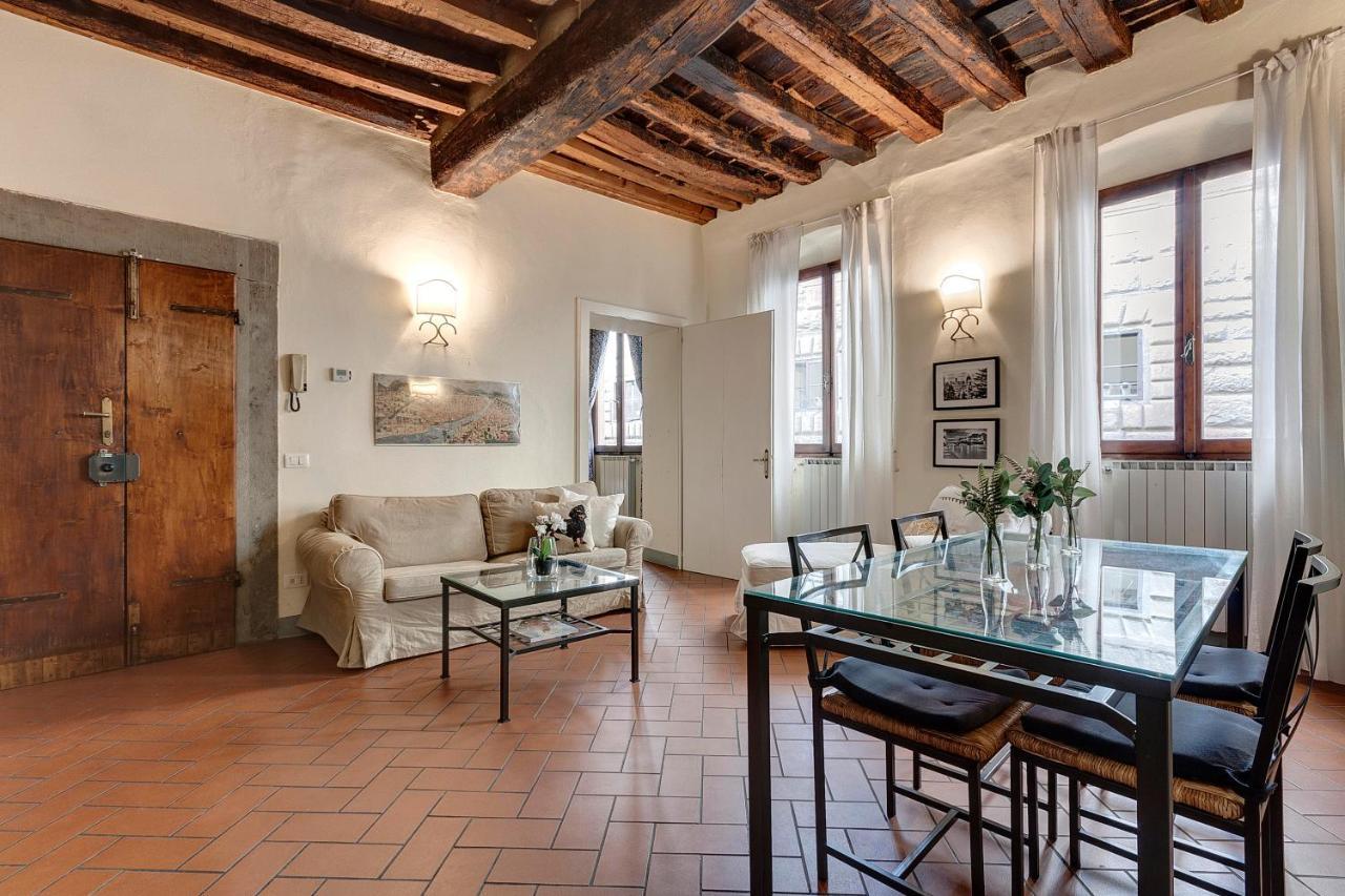 Leoni 10 * Florence
