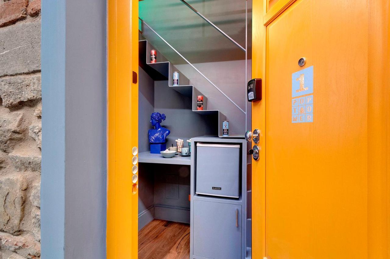 Pop Tower By Mamo Apartment