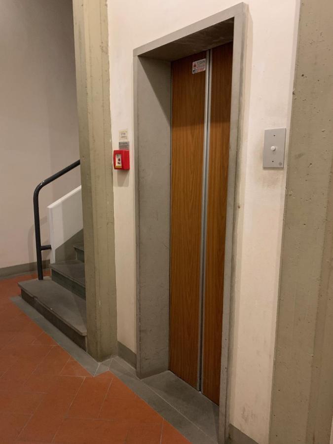 Signoria With Patio Apartment