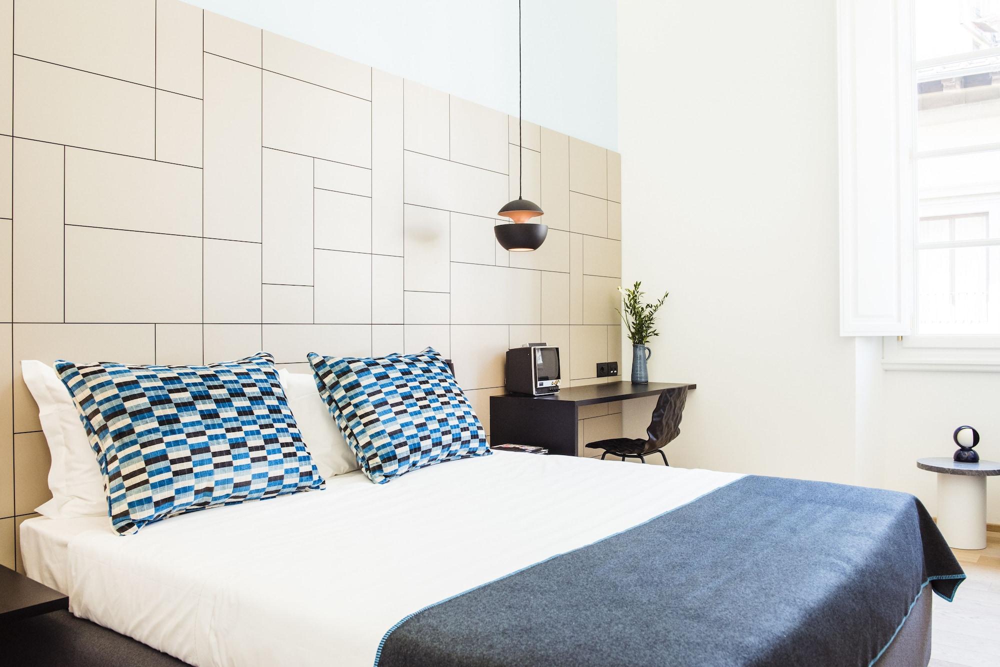 Milu Hotel 4*