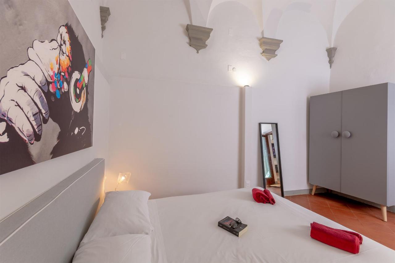 Ground Floor With Patio-ghibellina 65 Appartement