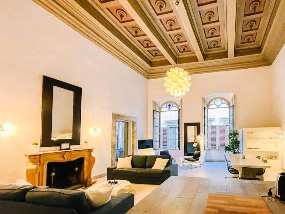 Appartement Ponte Vecchio Elegante Domus