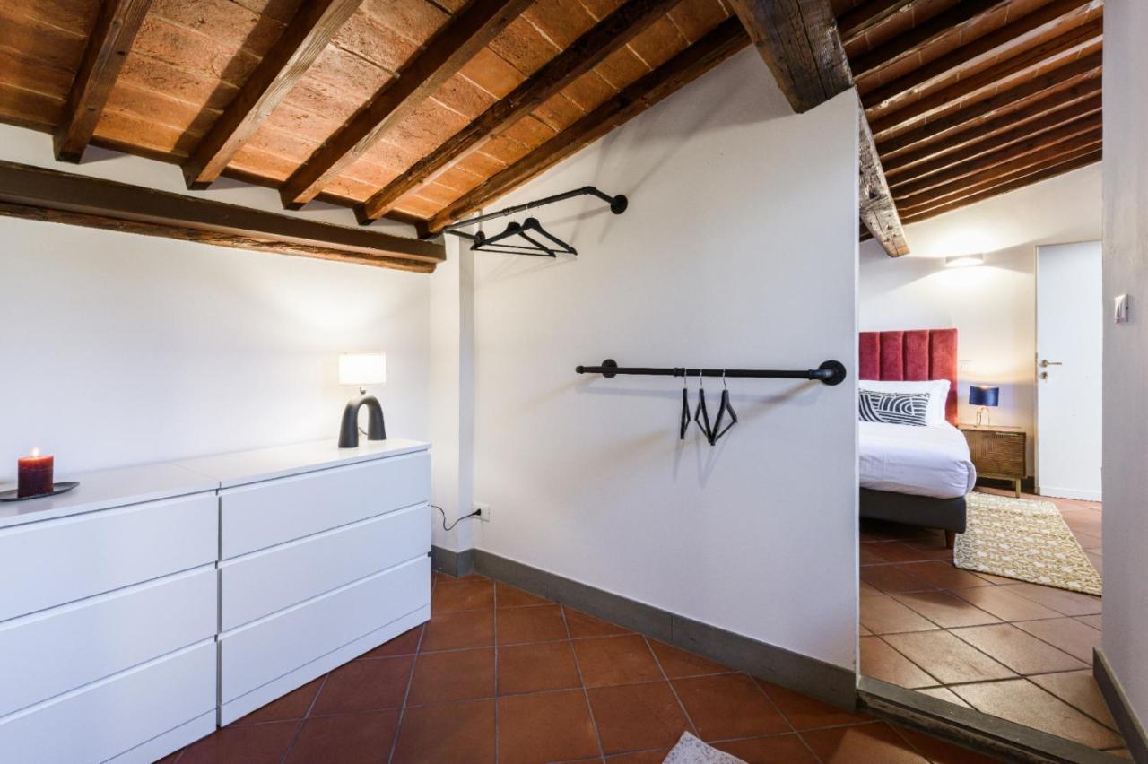 Florence- Faenza Terrace Apartment Florence