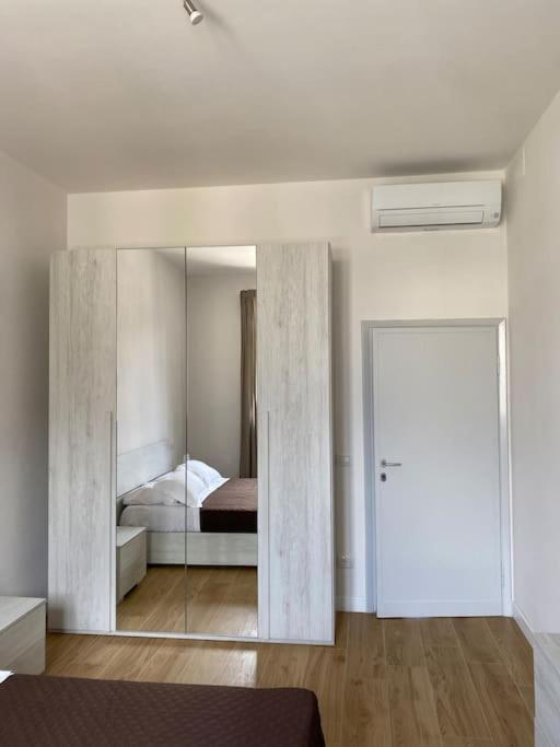Apartment Lia's Home_ New Flat 2 Bedrooms W/balcony *