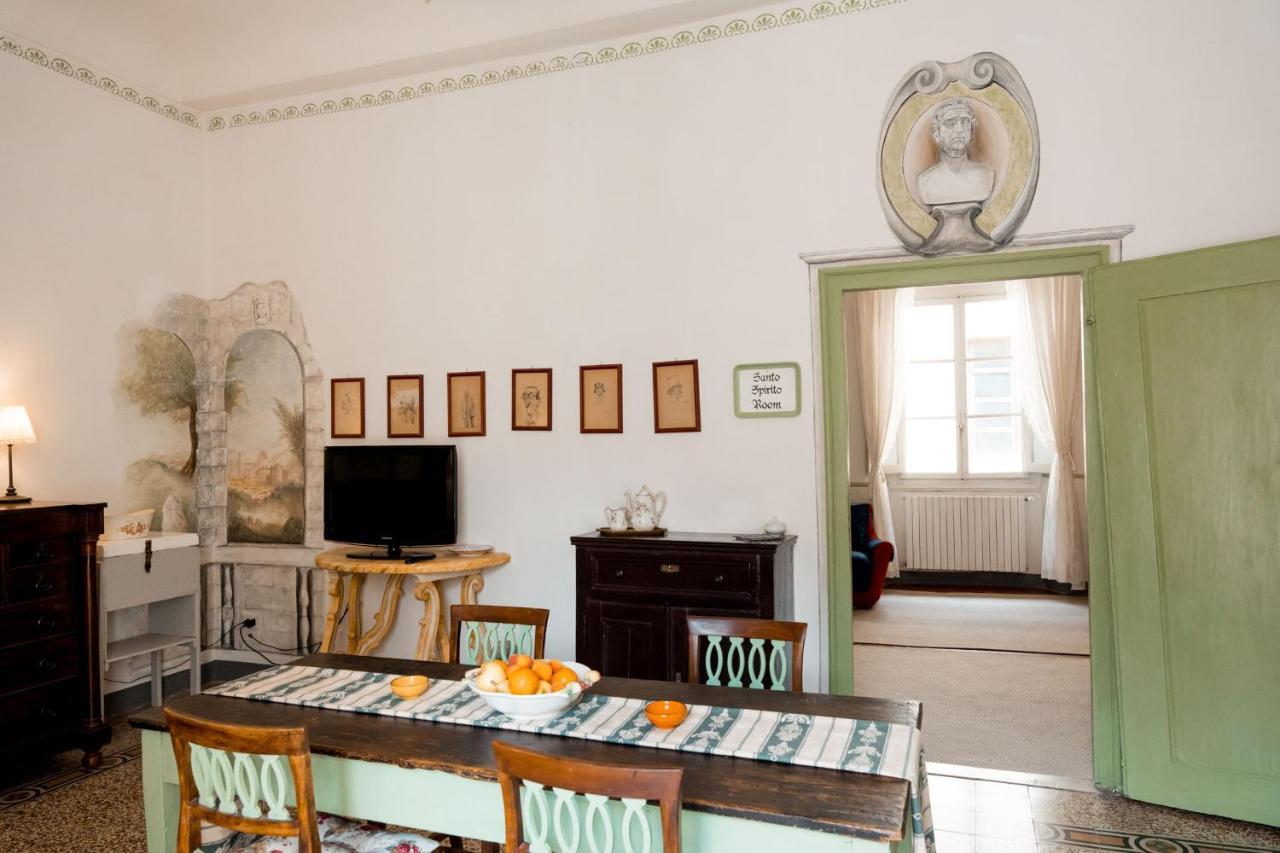 Artistic Apartment *