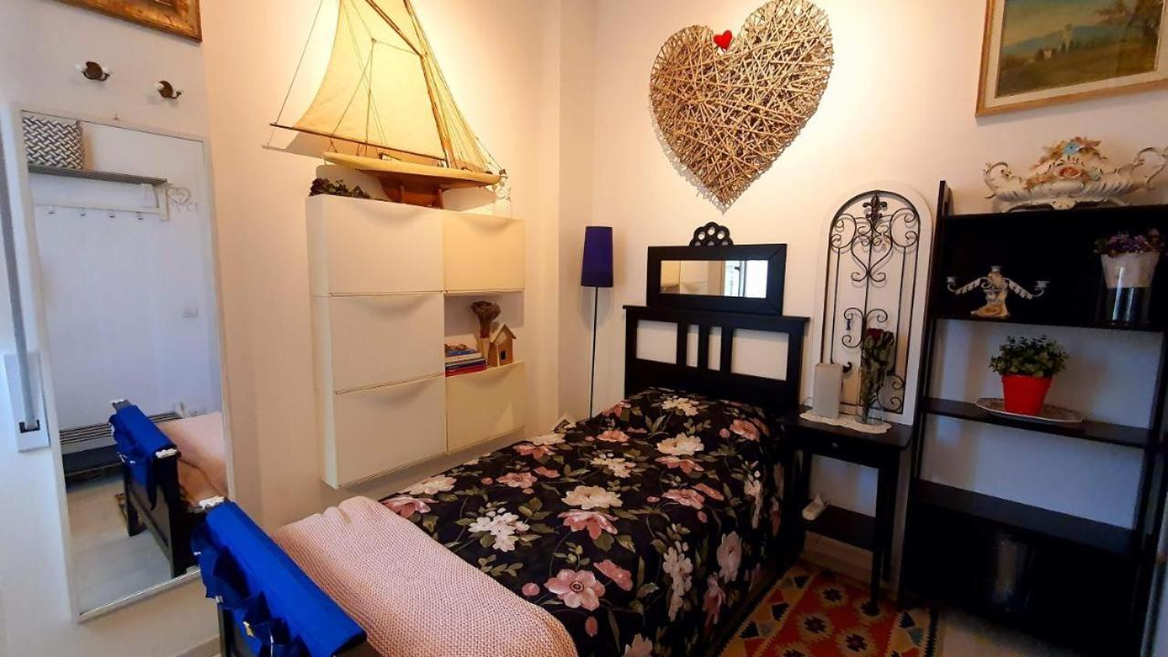 In House.. Guest house *
