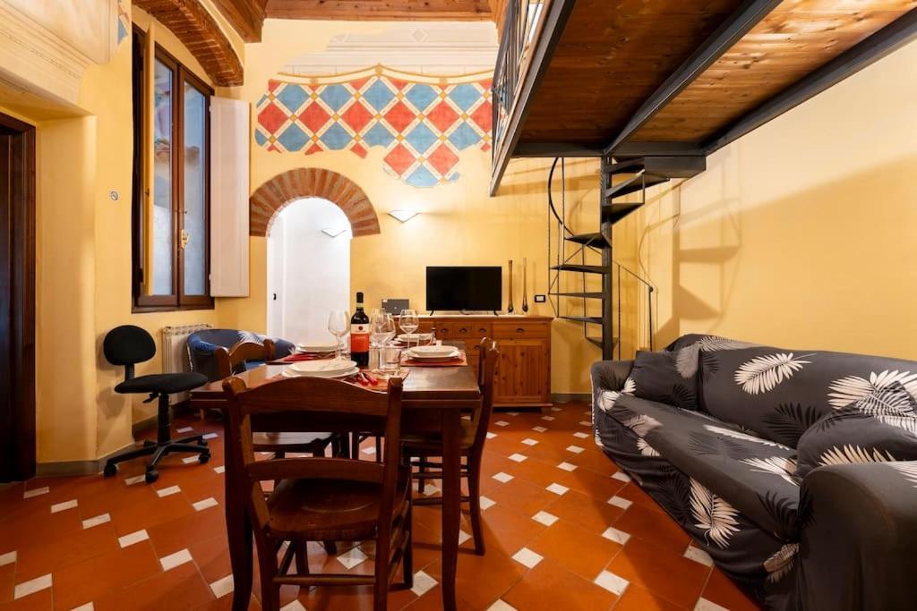 Apartment Keys Of Italy - Serragli 55 - Stile Rustico Rinascimentale In Oltrarno Florence