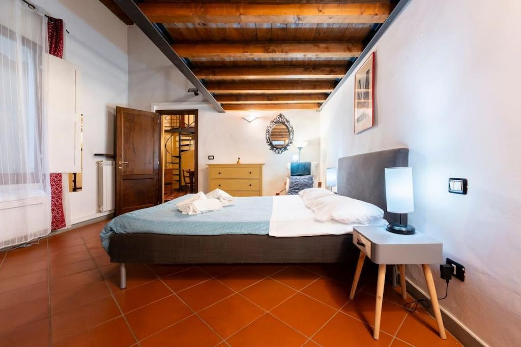 Apartment Keys Of Italy - Serragli 55 - Stile Rustico Rinascimentale In Oltrarno Florence