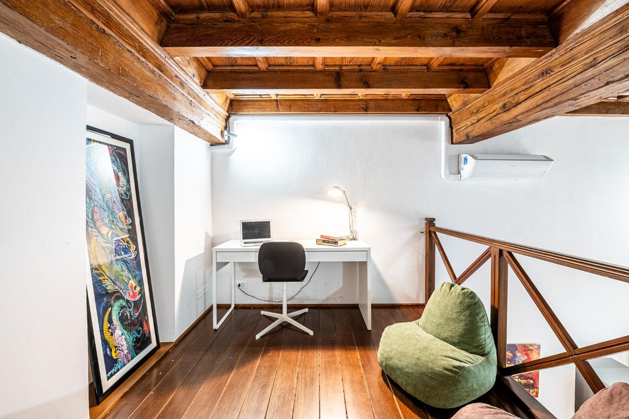 Ground Floor With Patio-ghibellina 65 Appartement *