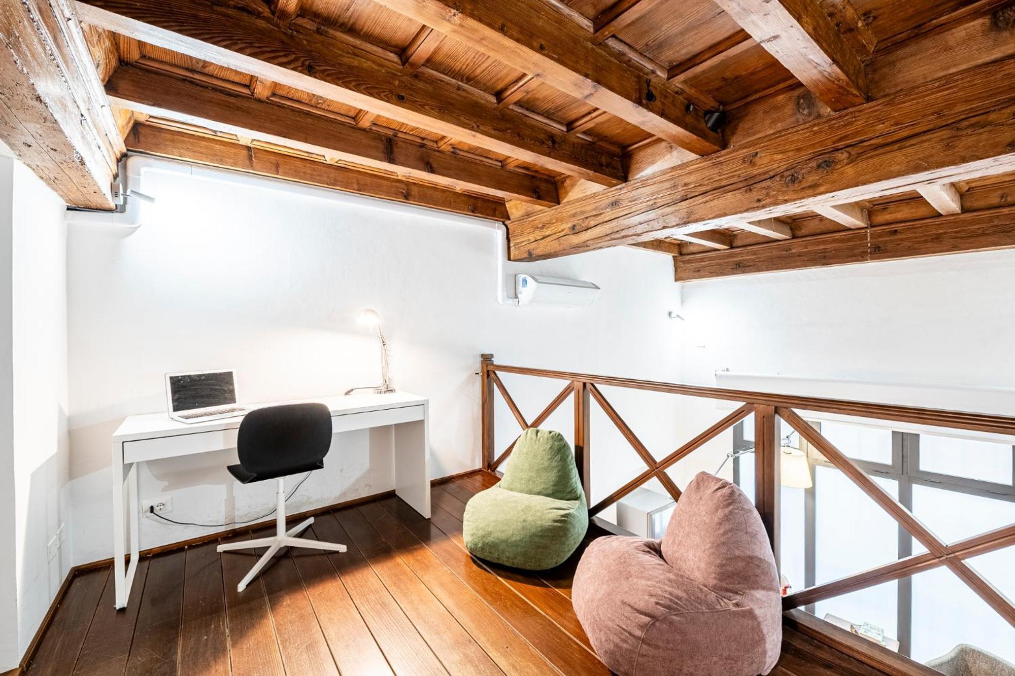 Appartement Ground Floor With Patio-ghibellina 65 *