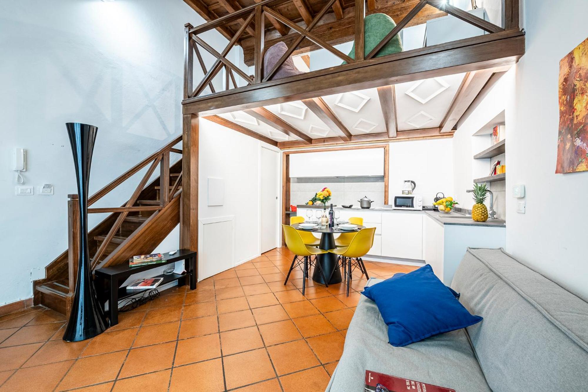 Ground Floor With Patio-ghibellina 65 Appartement *
