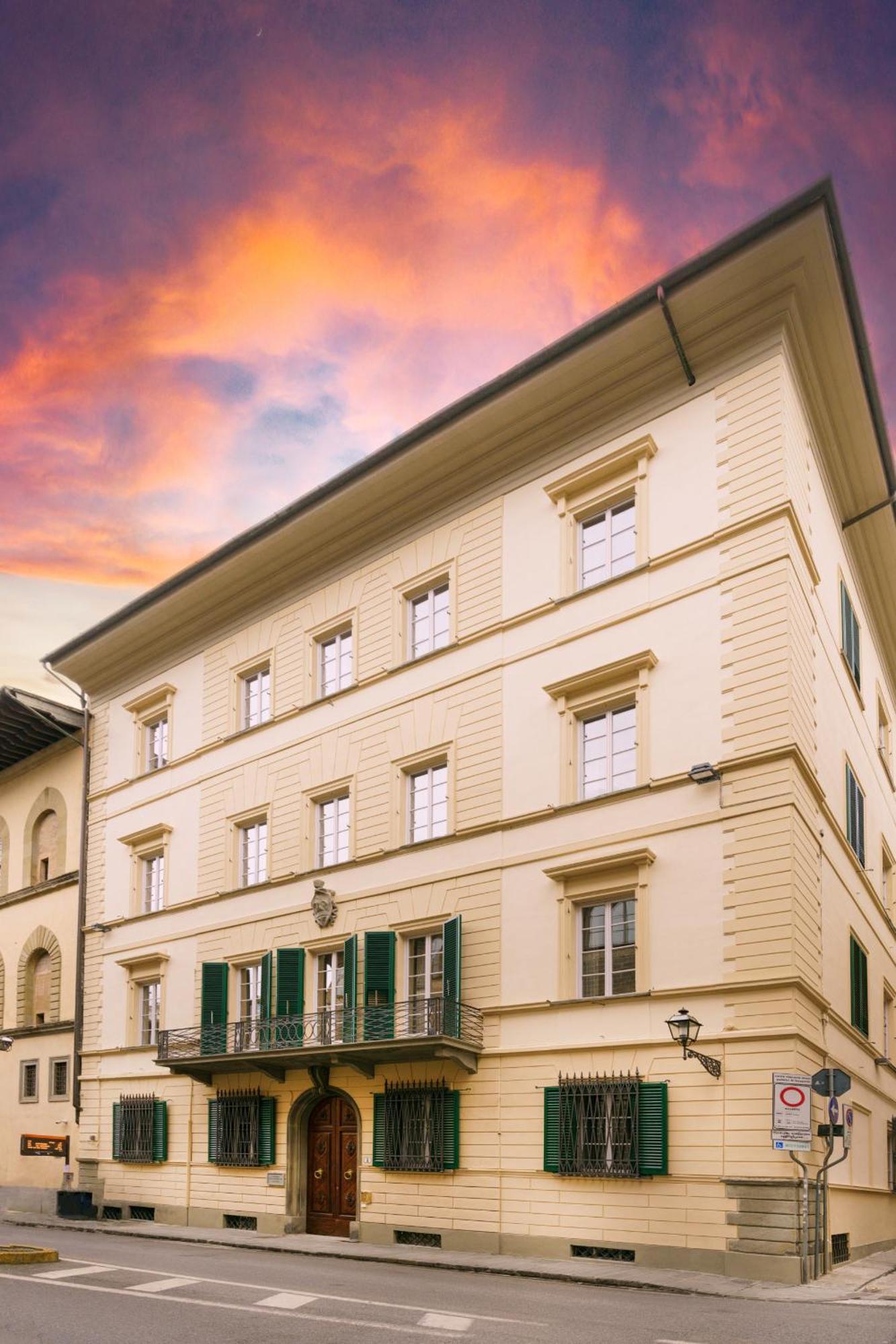 Duca Marco-la Dimora Degli Affreschi Florence