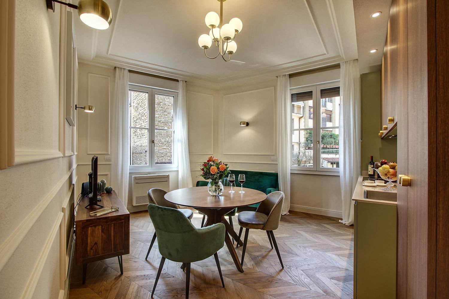 Art Luxury Ponte Vecchio Apartment Florence