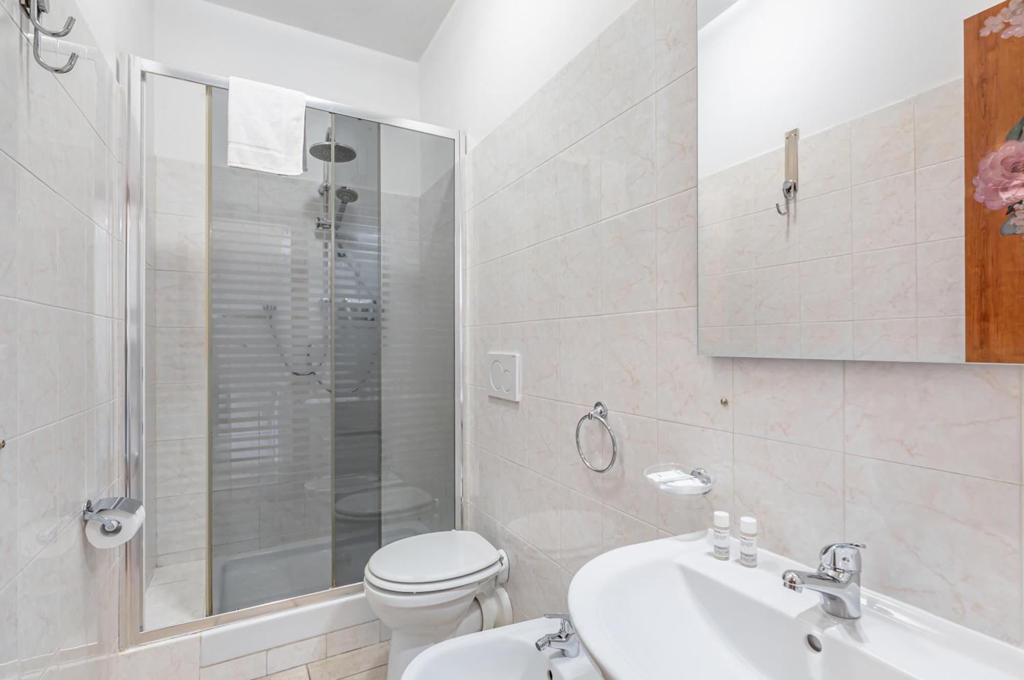 La Nicchia Dei Papi - Visarno Arena Lovely Apartment *