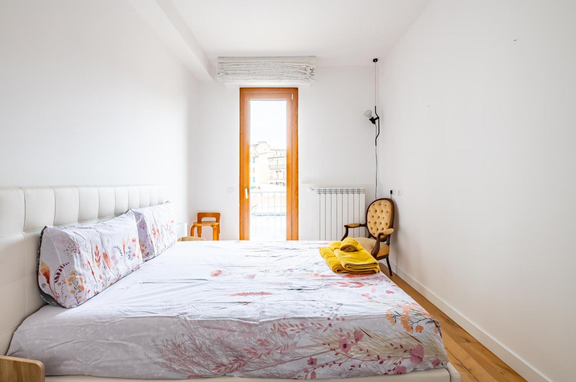 Maragliano And San Jacopino Flat With Balcony Appartement