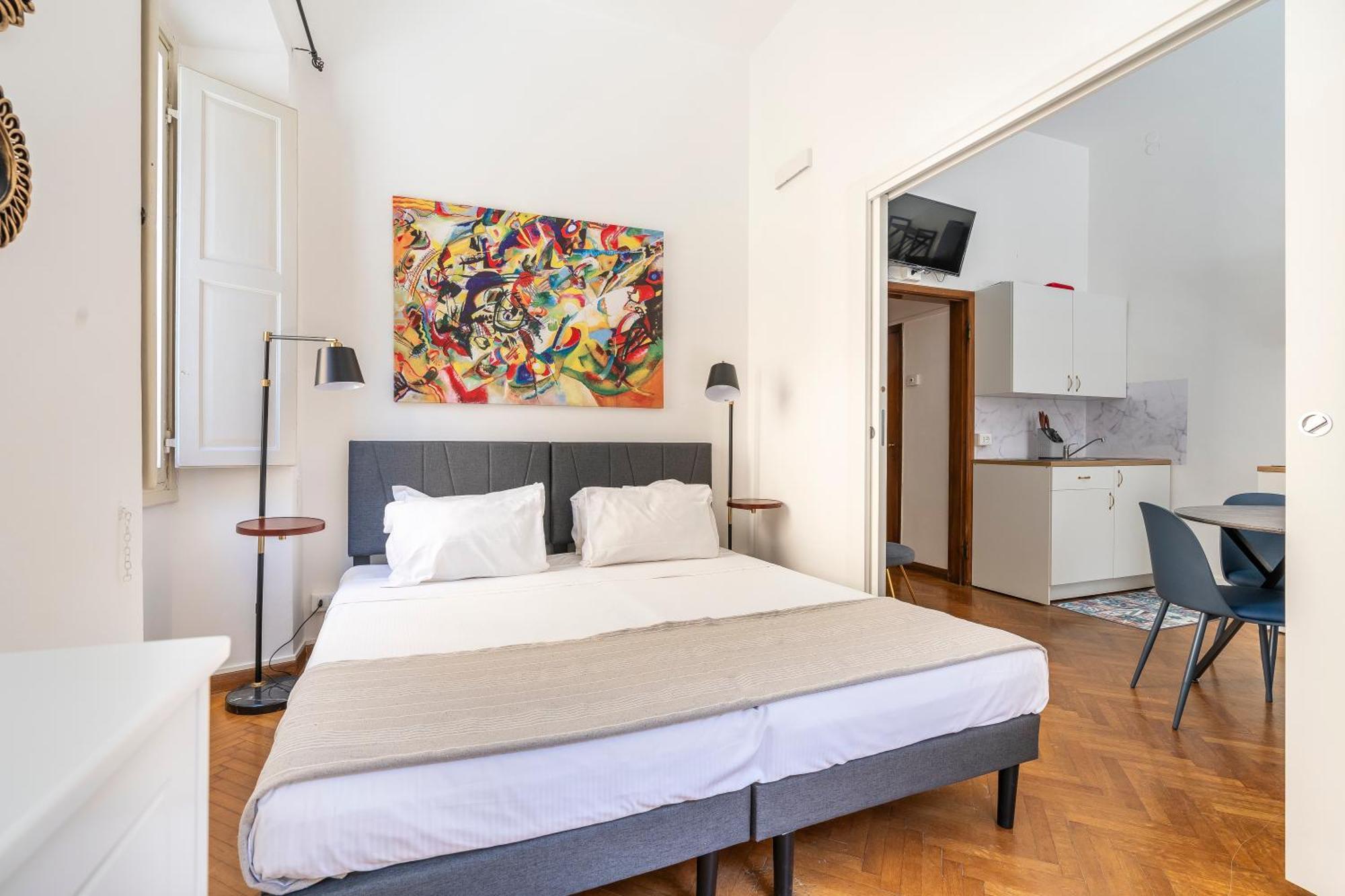 Bargellini 12 Apartment