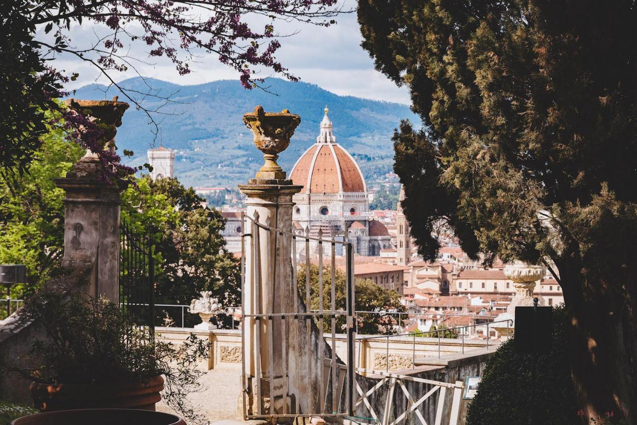 Apartment Charm Flat In Center Florence