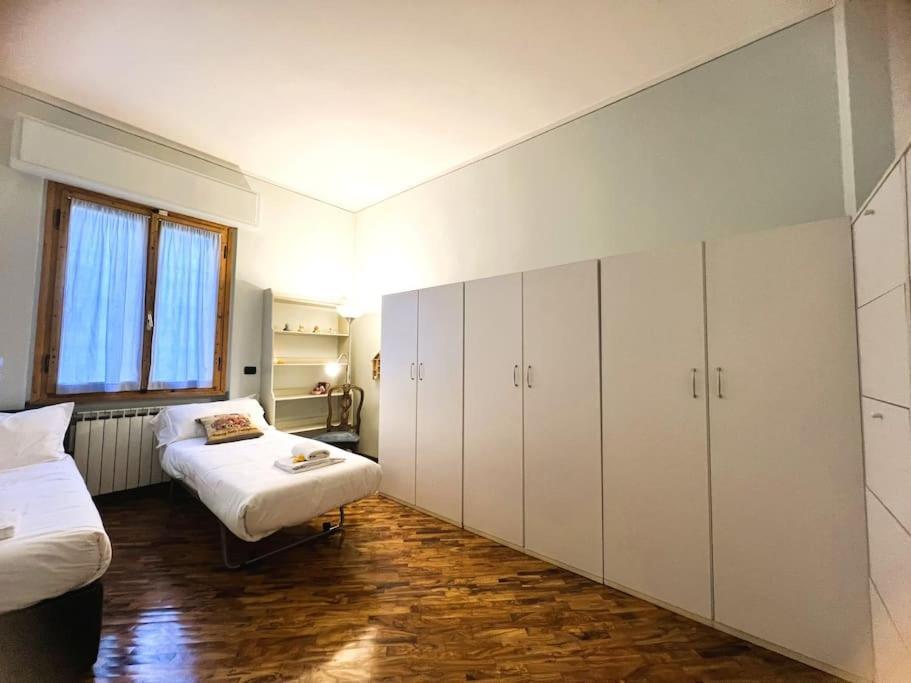 Verrazzano House