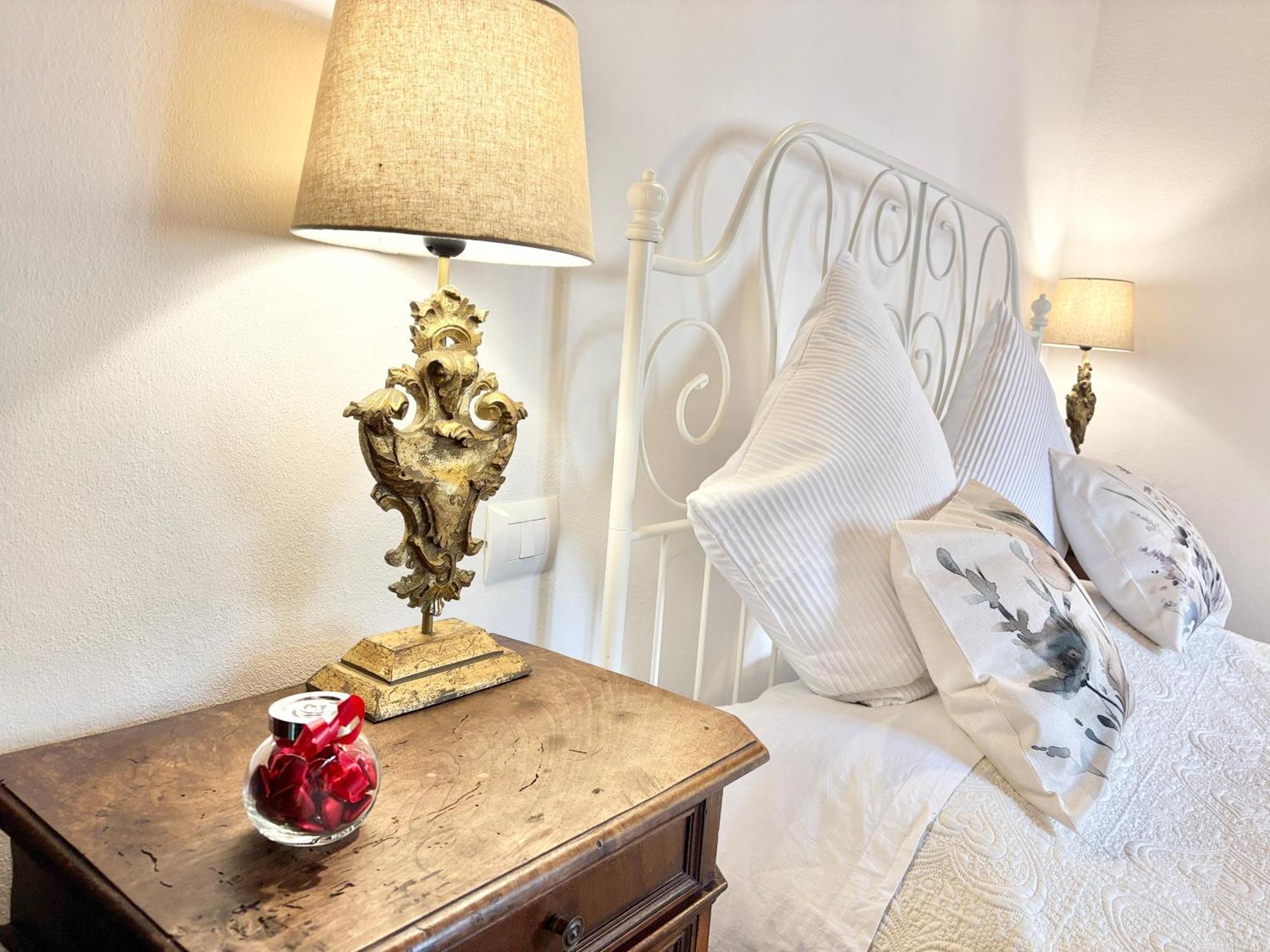 Dalu Lucilla - Private Car Park 15 Minutes To The Center Florence