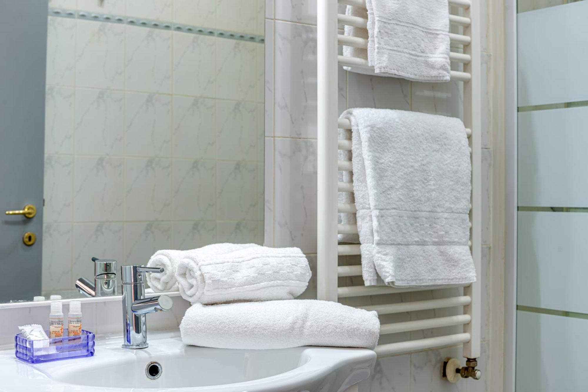 Castelnuovo Hub - Sweet Dreams In Apartment