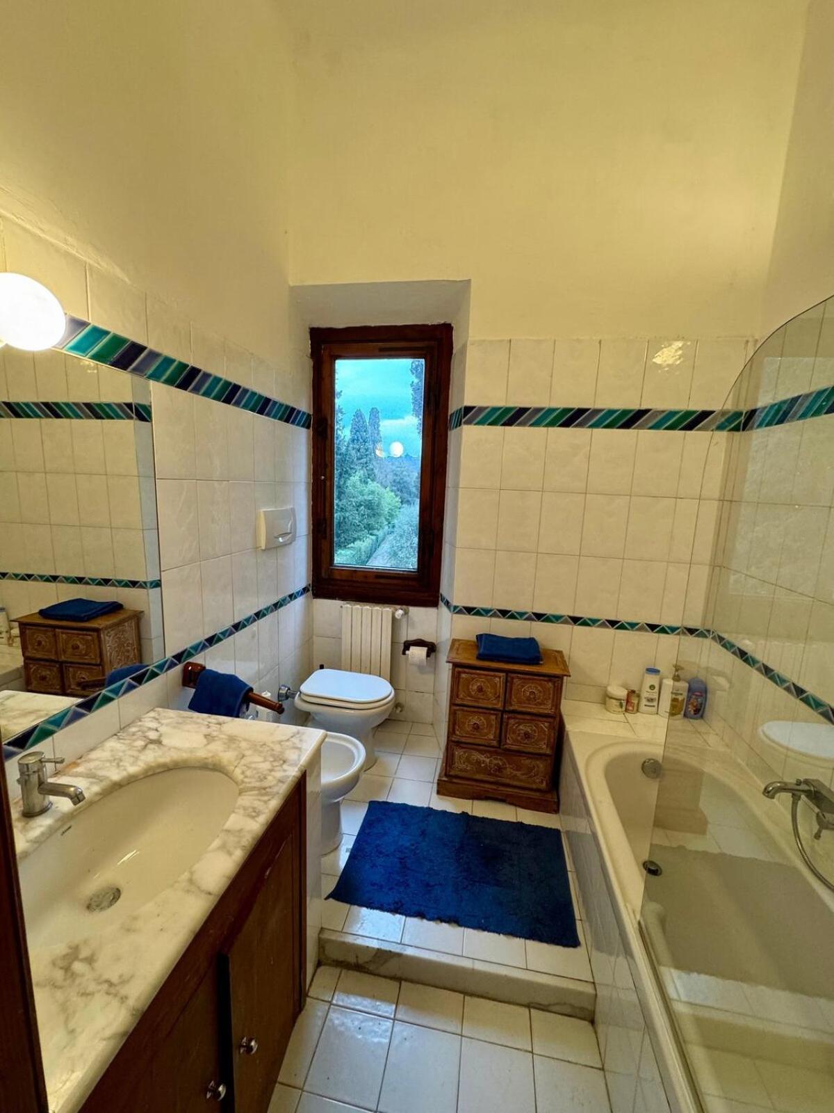 Appartement Charming Hilltop 80m Close To Center And Eui Florence