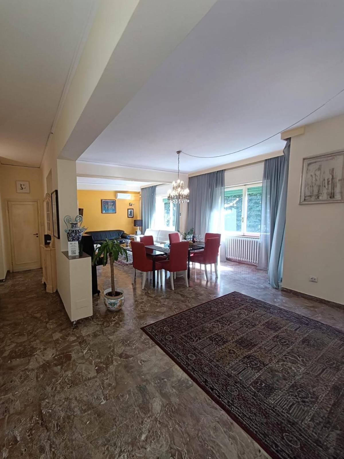Aurora Apartment Florence