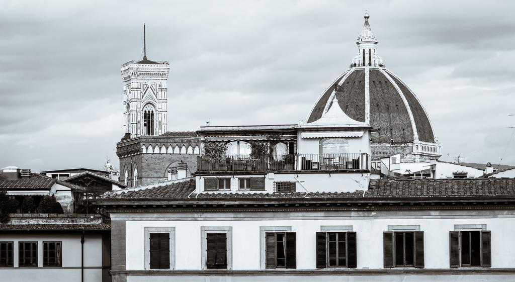 Ponte Vecchio Terrace Apartment