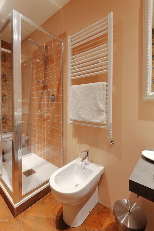 Bed & Breakfast Dimora Bandinelli 2*